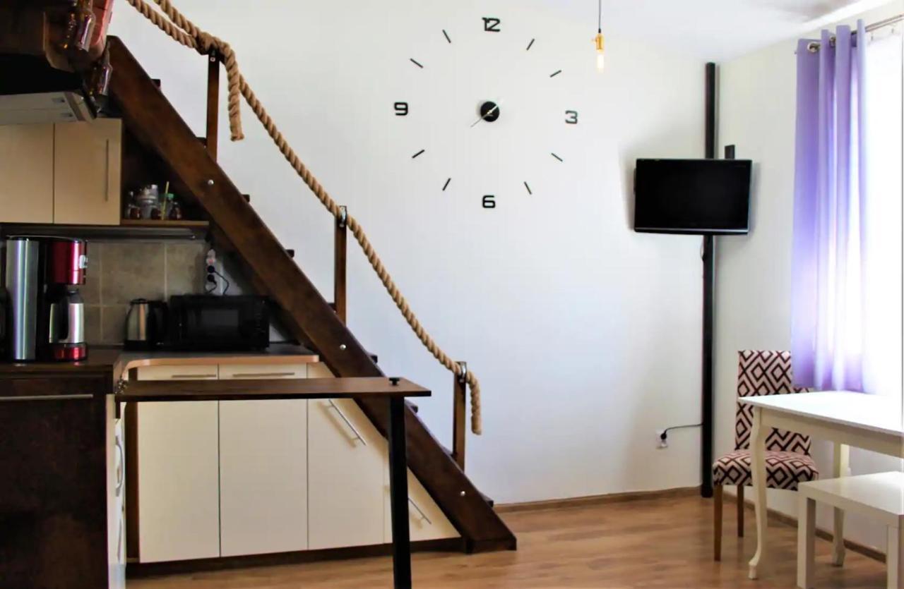 Privoffice4u Viking - Old Town, Main Square, Train Station Apartament *